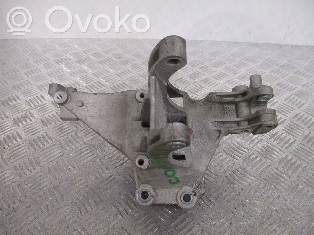 Jeep Compass Engine mount bracket 