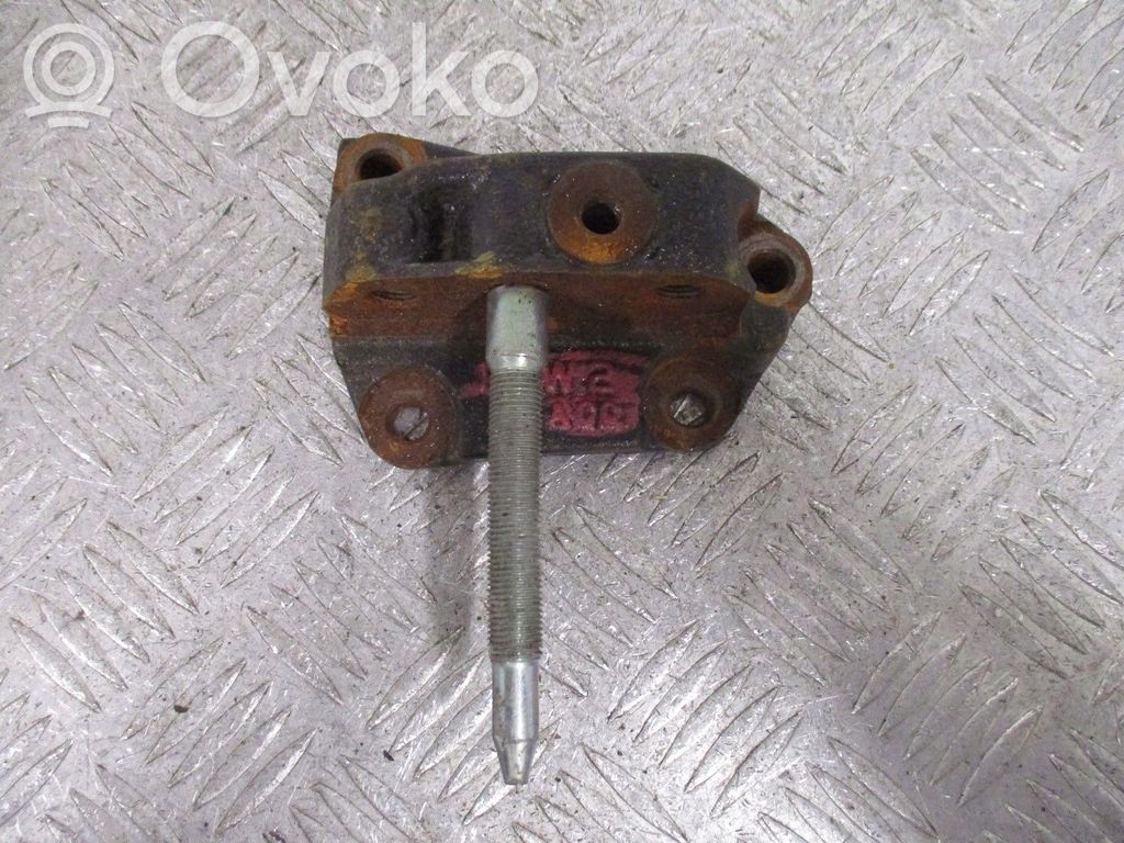 Honda Jazz IV GR Crosstar Engine mount bracket 