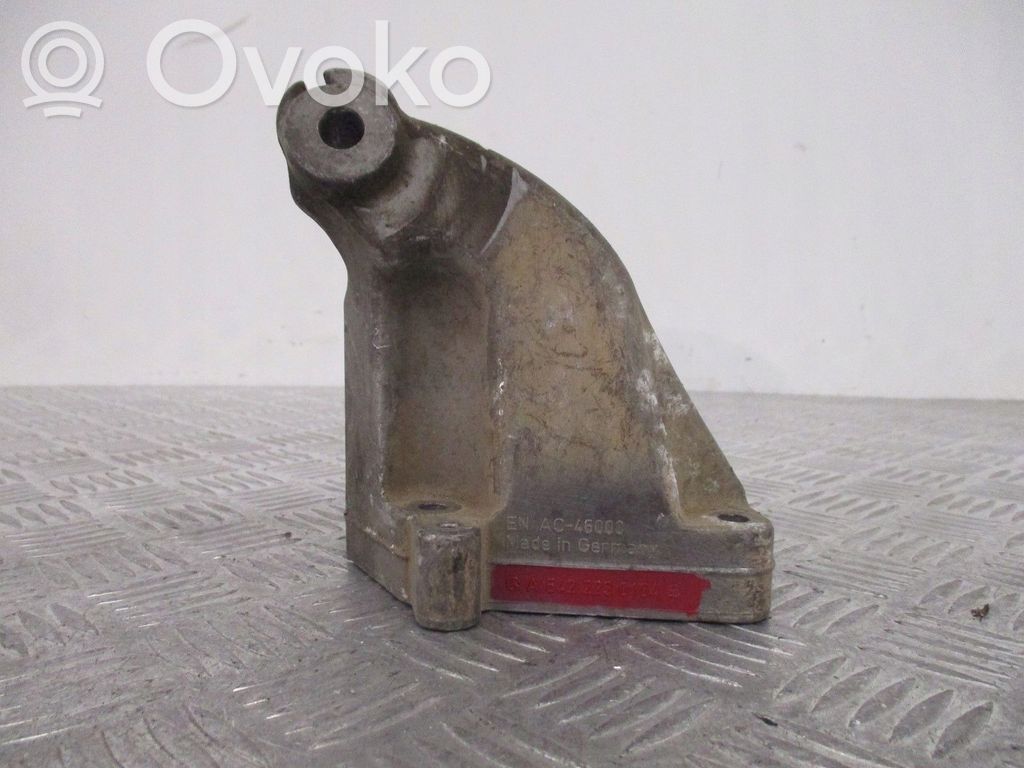 Peugeot Partner III Engine mount bracket 