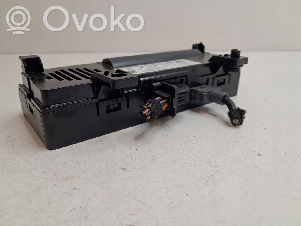 Peugeot Partner III Central body control module 