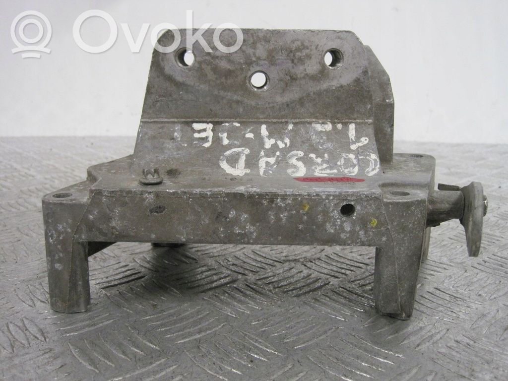 Alfa Romeo Alfasud  -  Sprint Engine mount bracket 