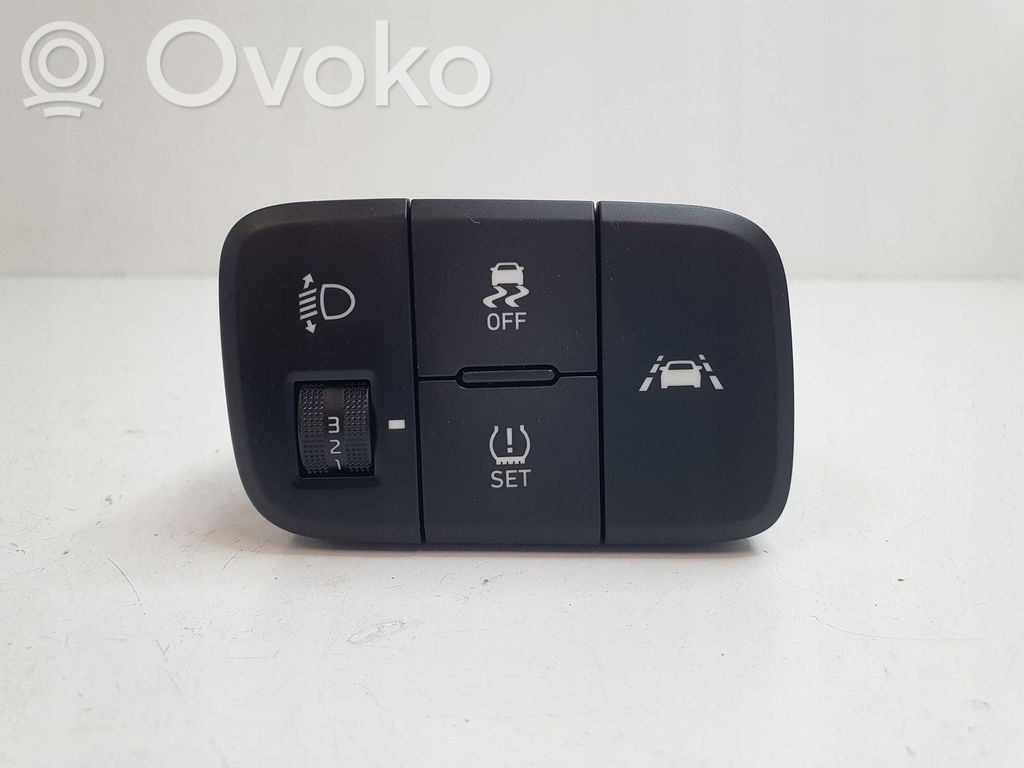Hyundai i10 Unidad de control de la consola central 