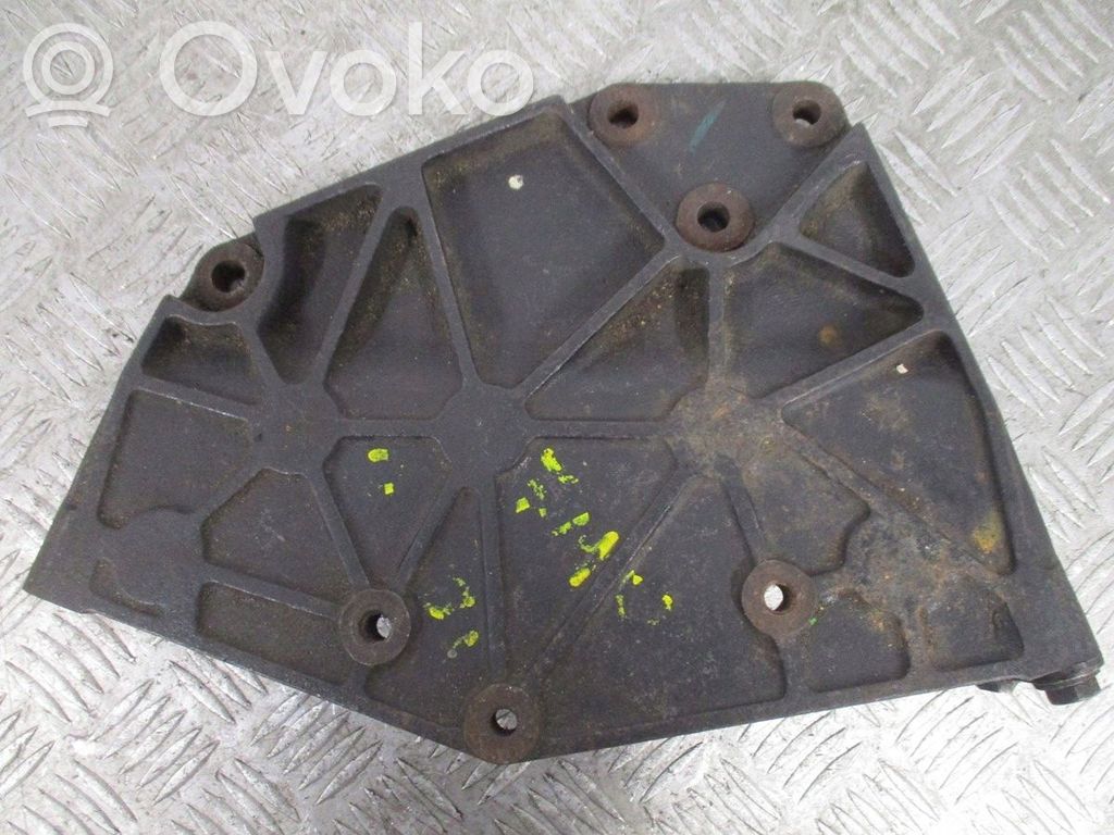 Moottorin kiinnikekorvake   95VW6030DA