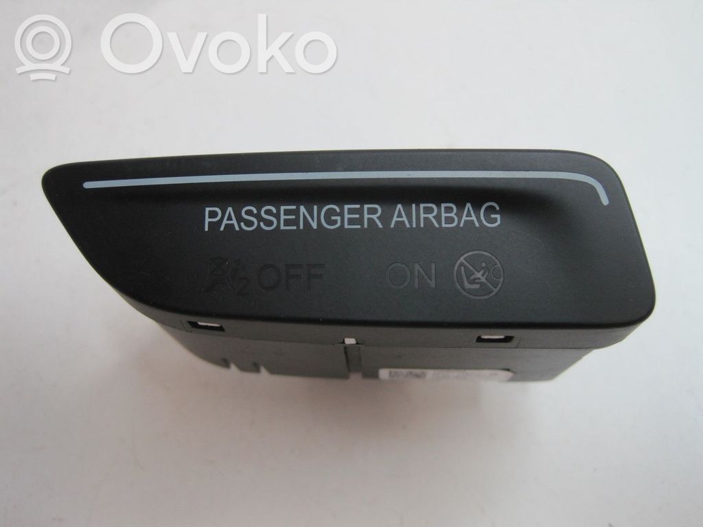 Ford B-MAX Central console control unit 