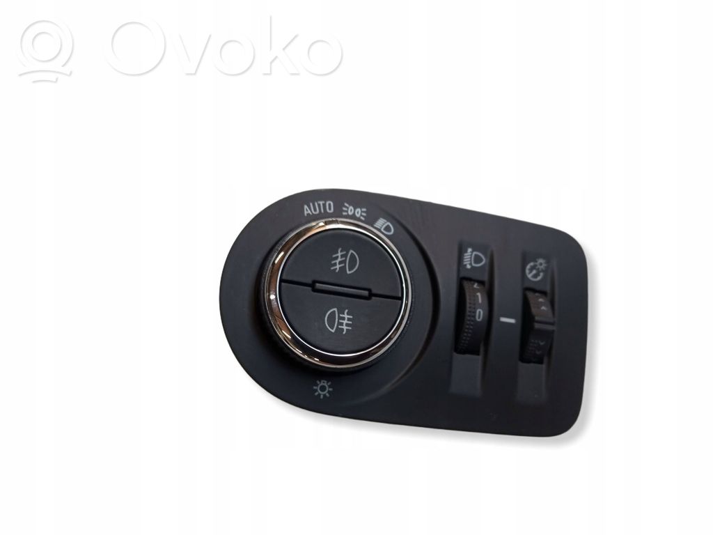 Opel Crossland X Unidad de control de la consola central 