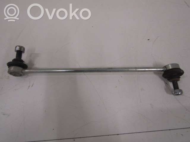 Volvo V70 Sway bar bush bracket, front 