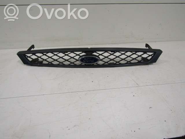 Ford Focus Front bumper lower grill 