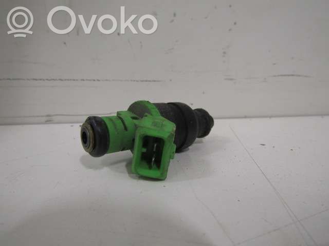 Inyector de combustible   078133551BB,078133551BB