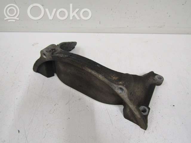 Volvo 940 Gearbox mount 