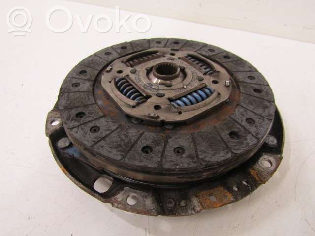 Volvo 940 Kit d'embrayage 