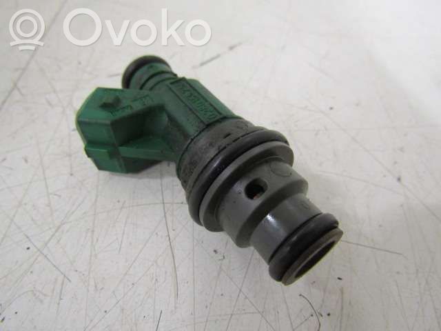 Saab 9-5 Inyector de combustible 