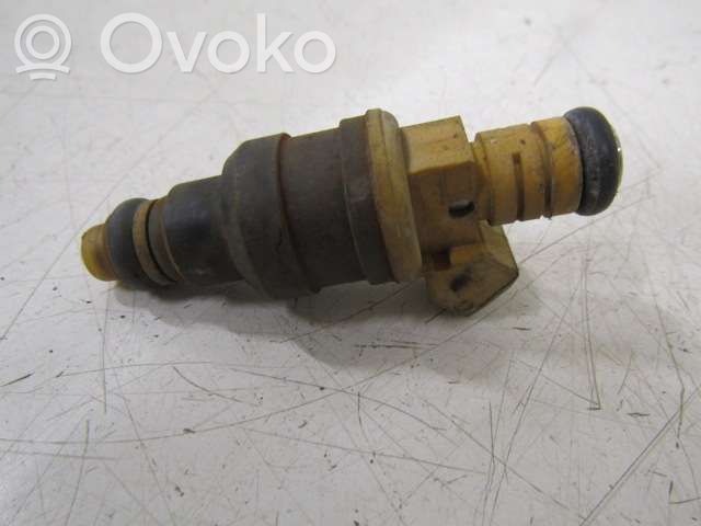 Inyector de combustible   0280150762,3517572