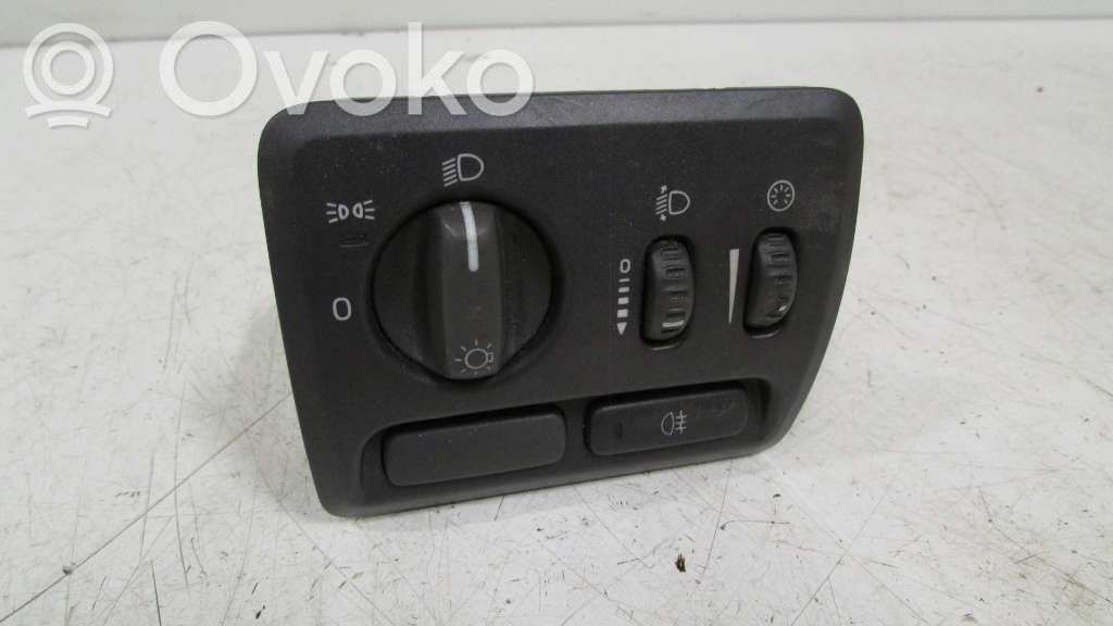 Volvo V70 Light switch 