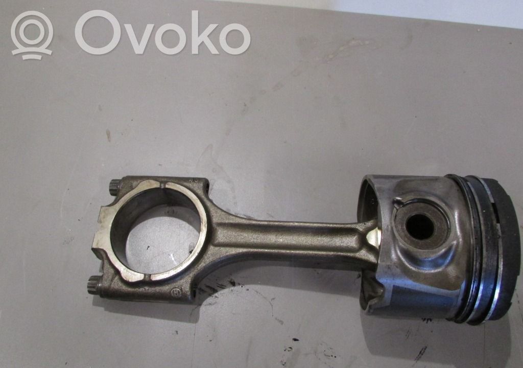 Mäntä   8631505,30750678