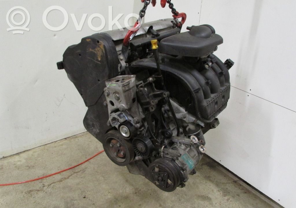 Peugeot 406 Engine 