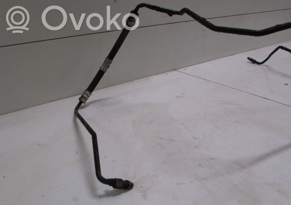 Ohjaustehostimen letkusto   8634217
