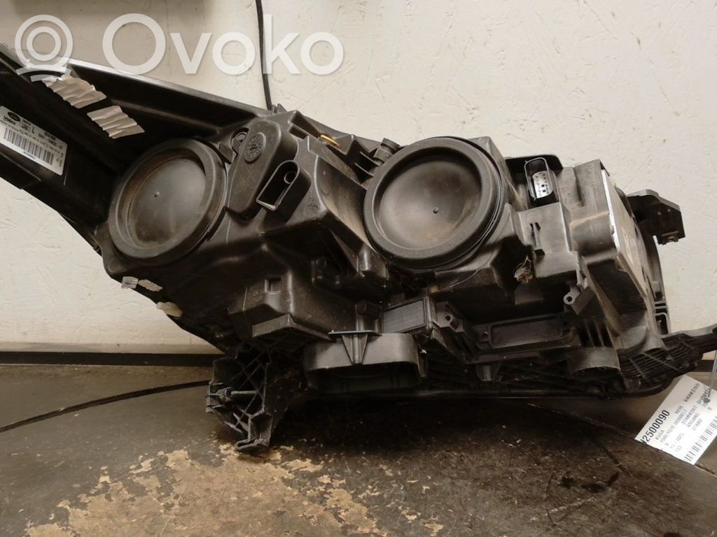 Headlight/headlamp   GV4113W030CD