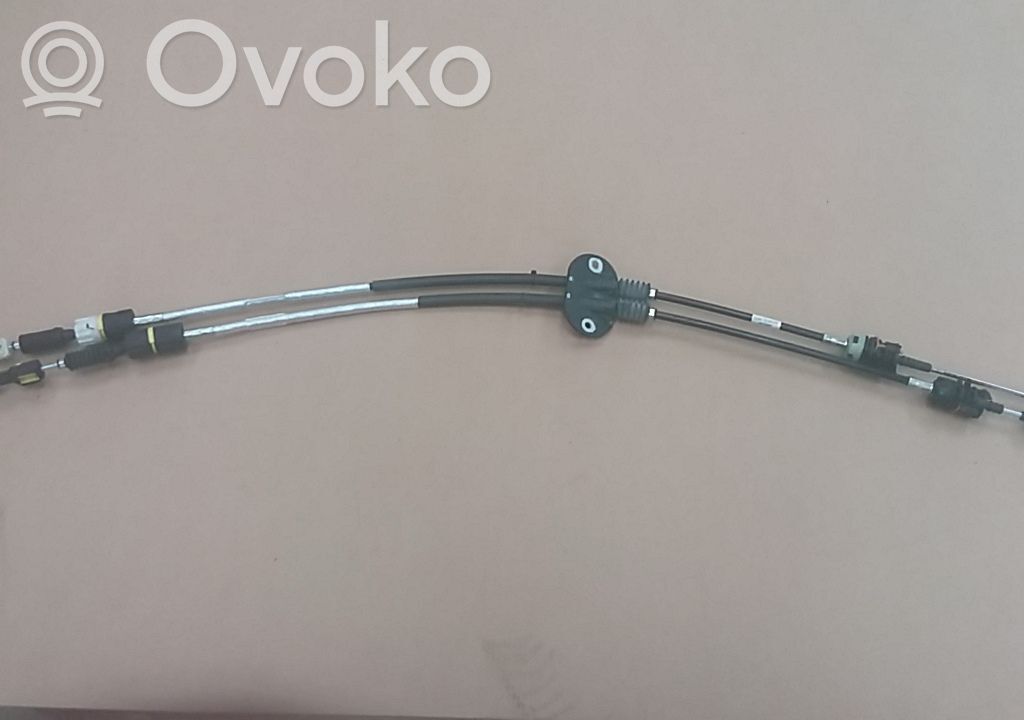 Ford Focus Gear shift cable linkage 