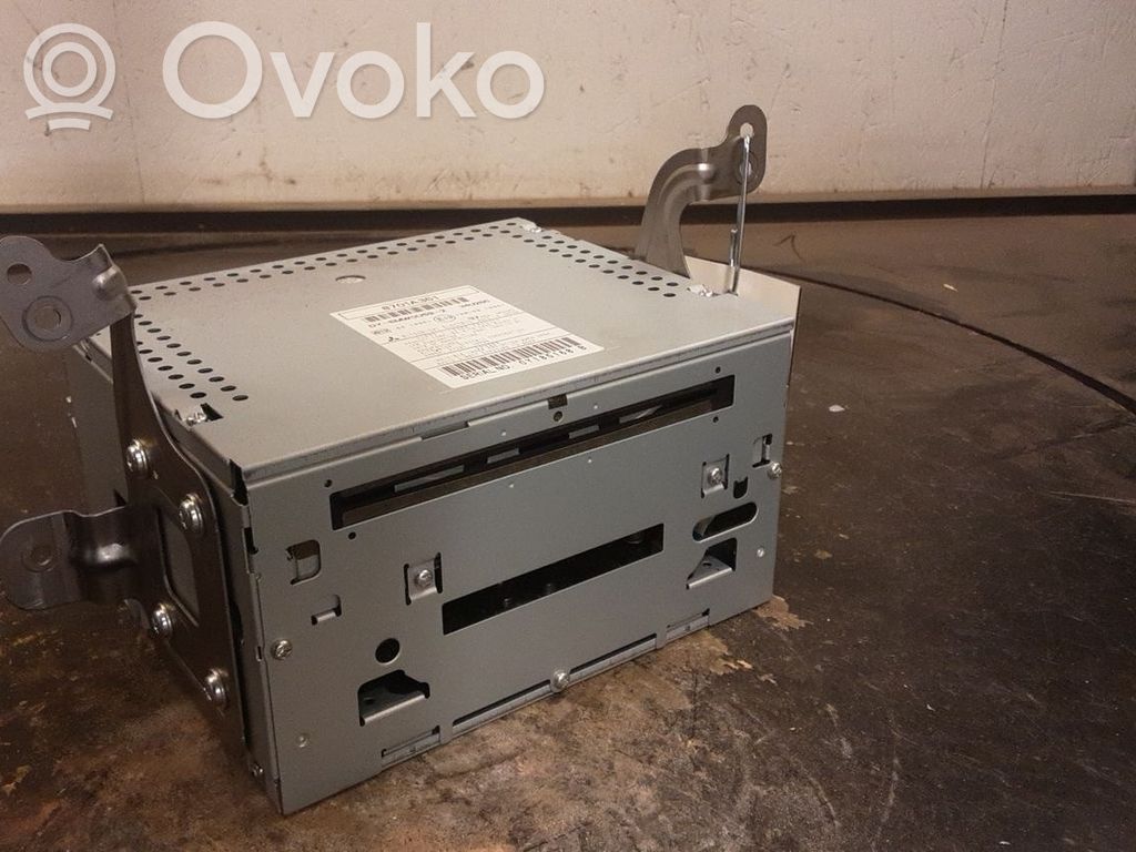 GPS navigation control unit/module   8701A351