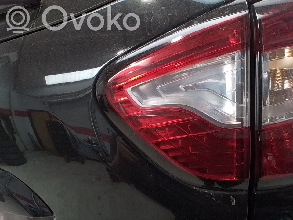 Rear/tail lights   265501712R