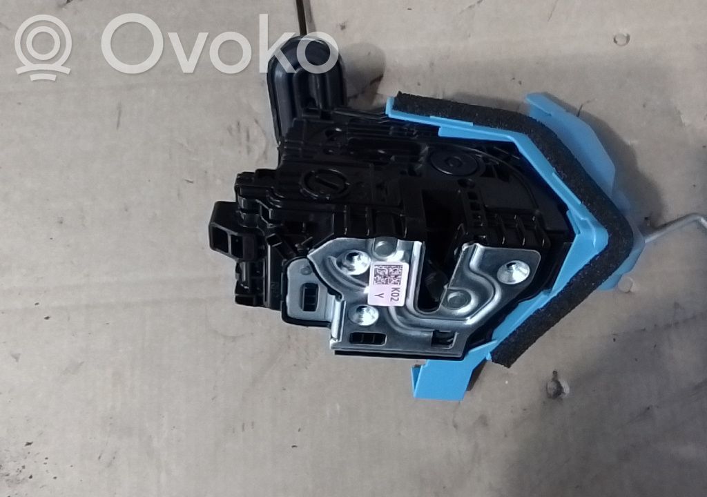 Central locking motor   81420AT020