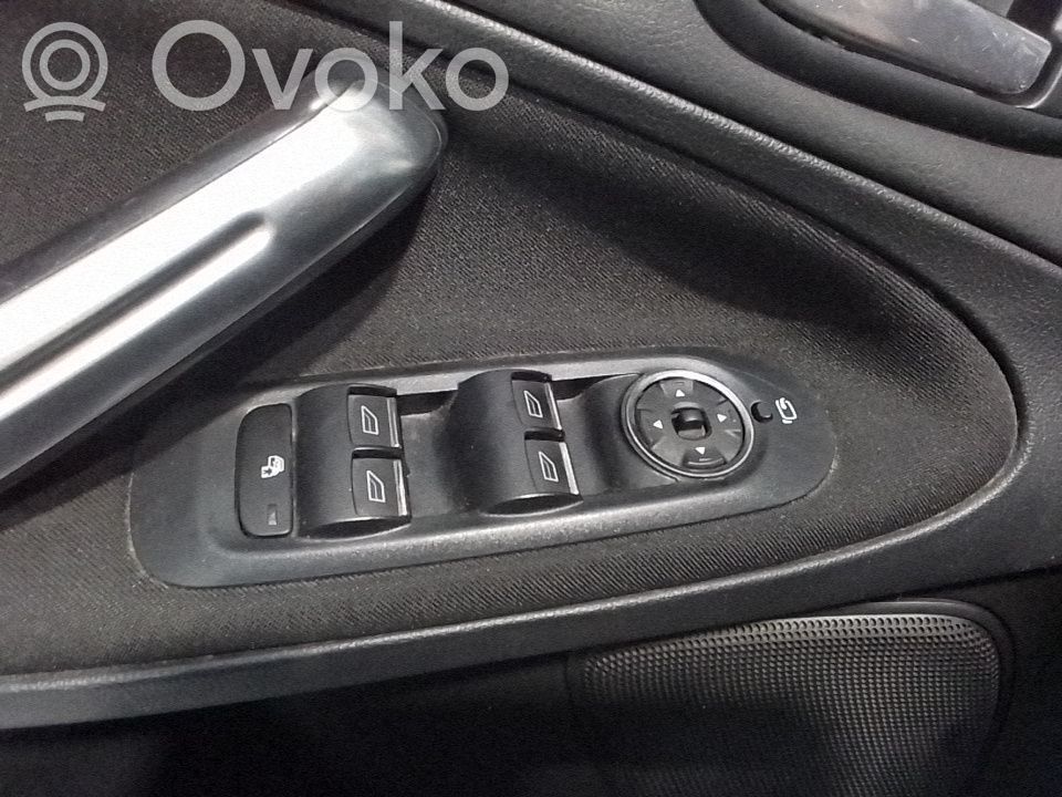 Electric window control switch   1557012