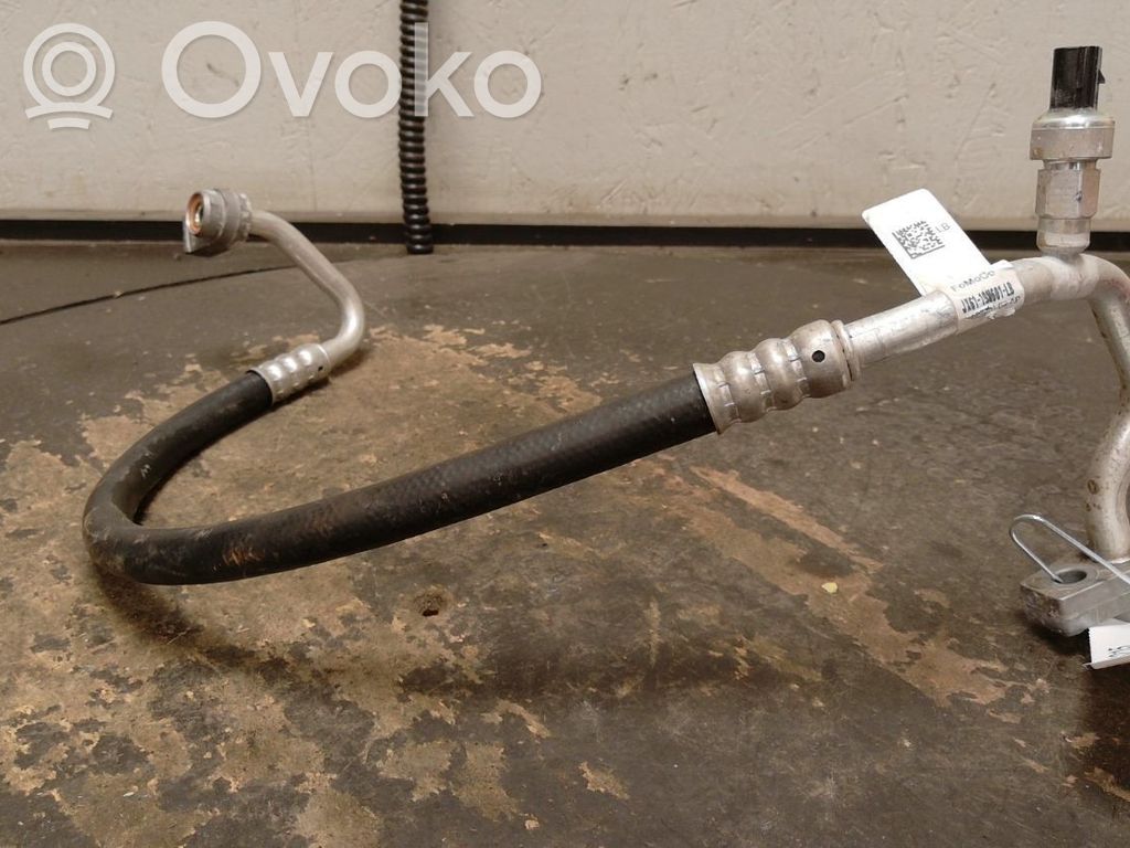 Ford Focus Ilmastointilaitteen putki (A/C) 