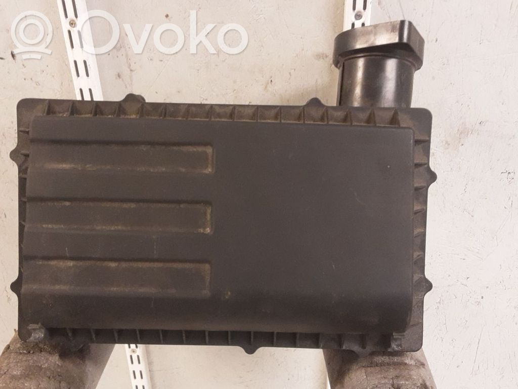Volkswagen Polo V 6R Obudowa filtra powietrza 