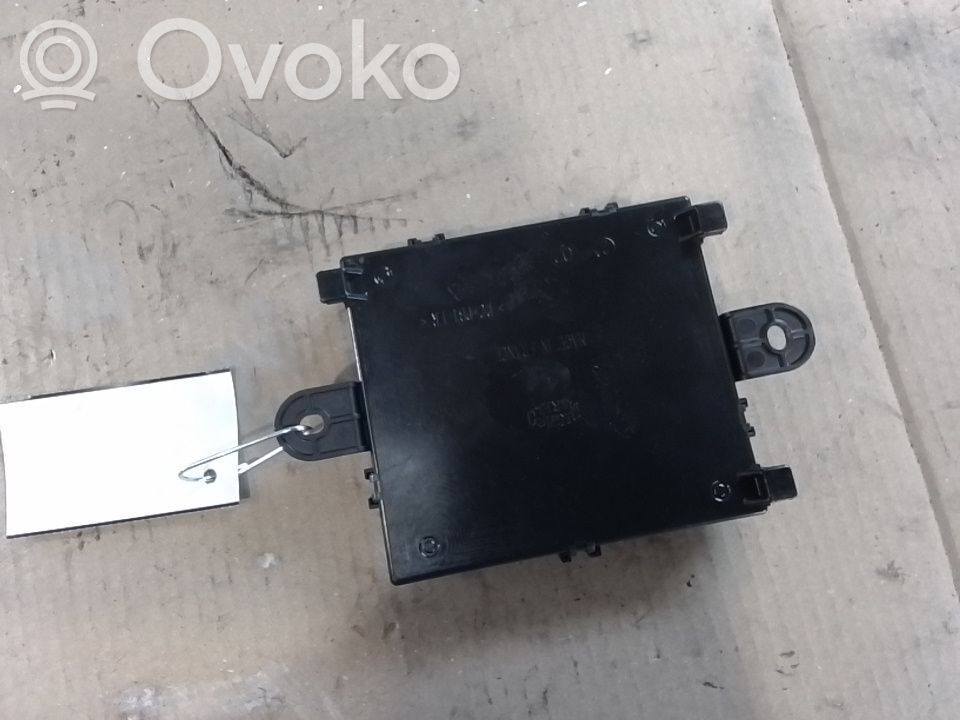 Peugeot 3008 II Module confort 