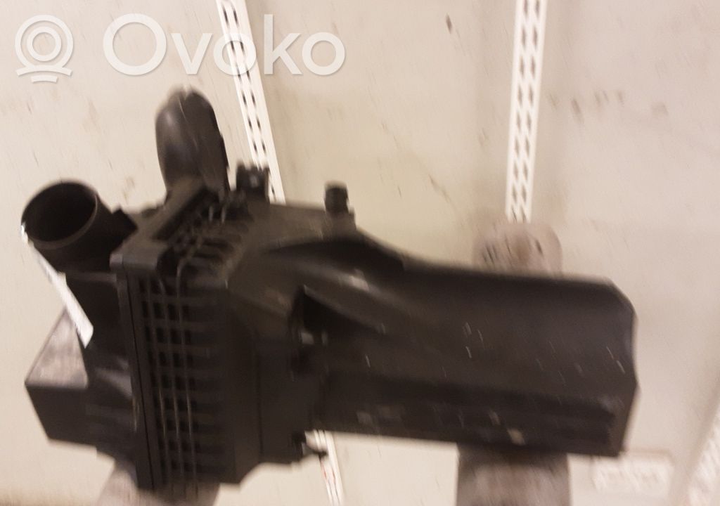 Ford Fiesta Obudowa filtra powietrza 