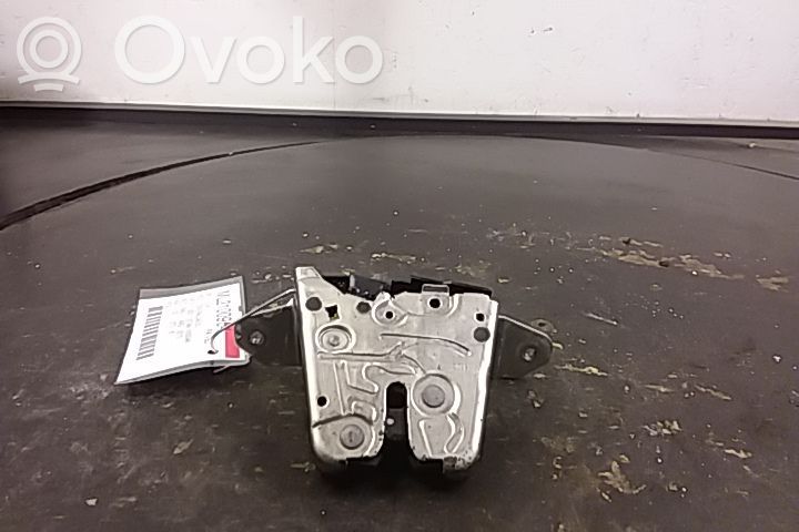 Mercedes-Benz CLA C117 X117 W117 Central locking motor 