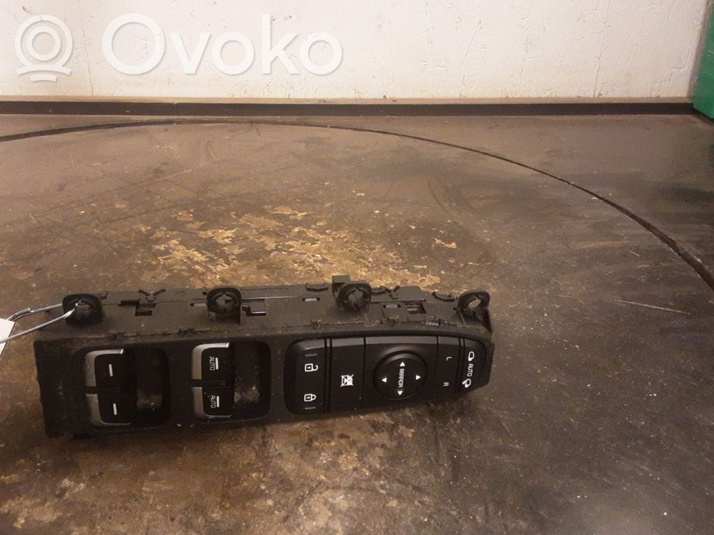 Interruptor del elevalunas eléctrico   93570G5240