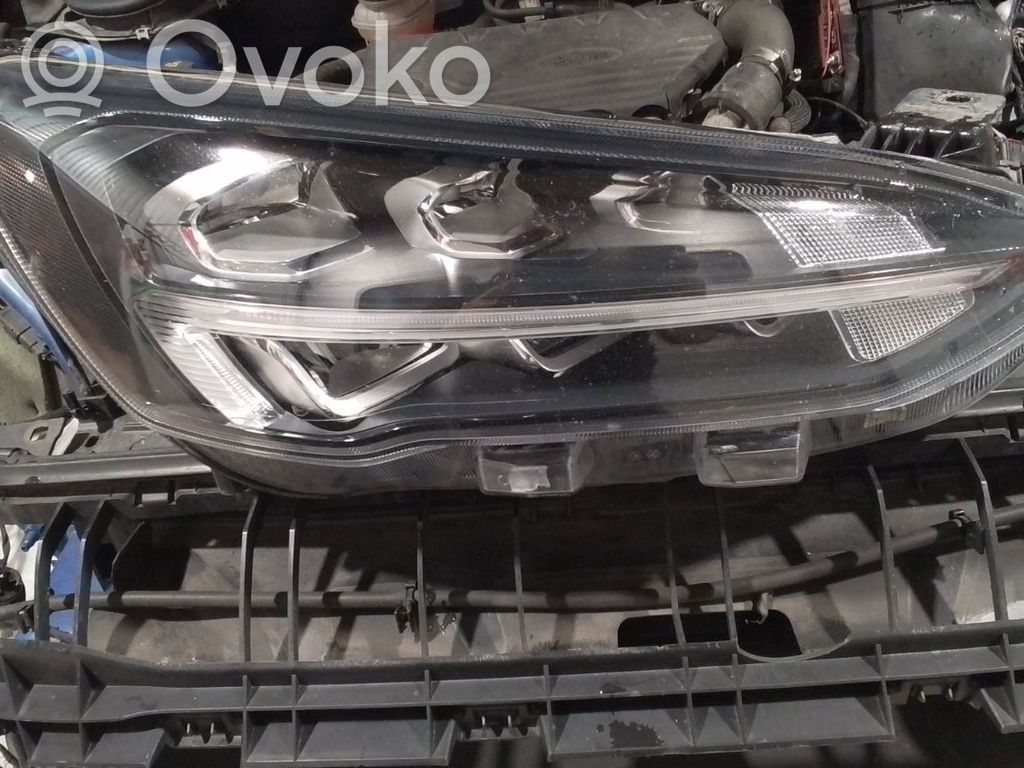 Ford Focus Scheinwerfer 