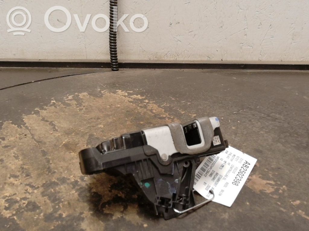 Ford Focus Central locking motor 