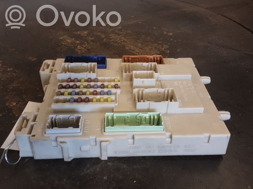 Ford C-MAX II Fuse module 