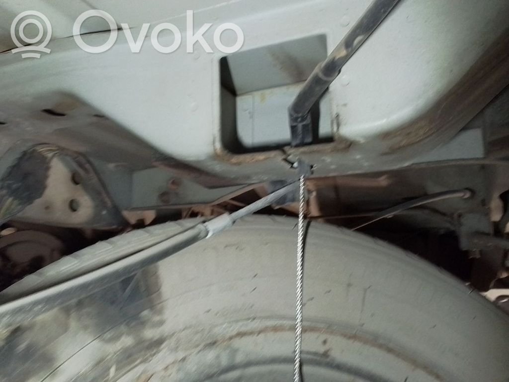 Spare wheel mounting bracket   2760410