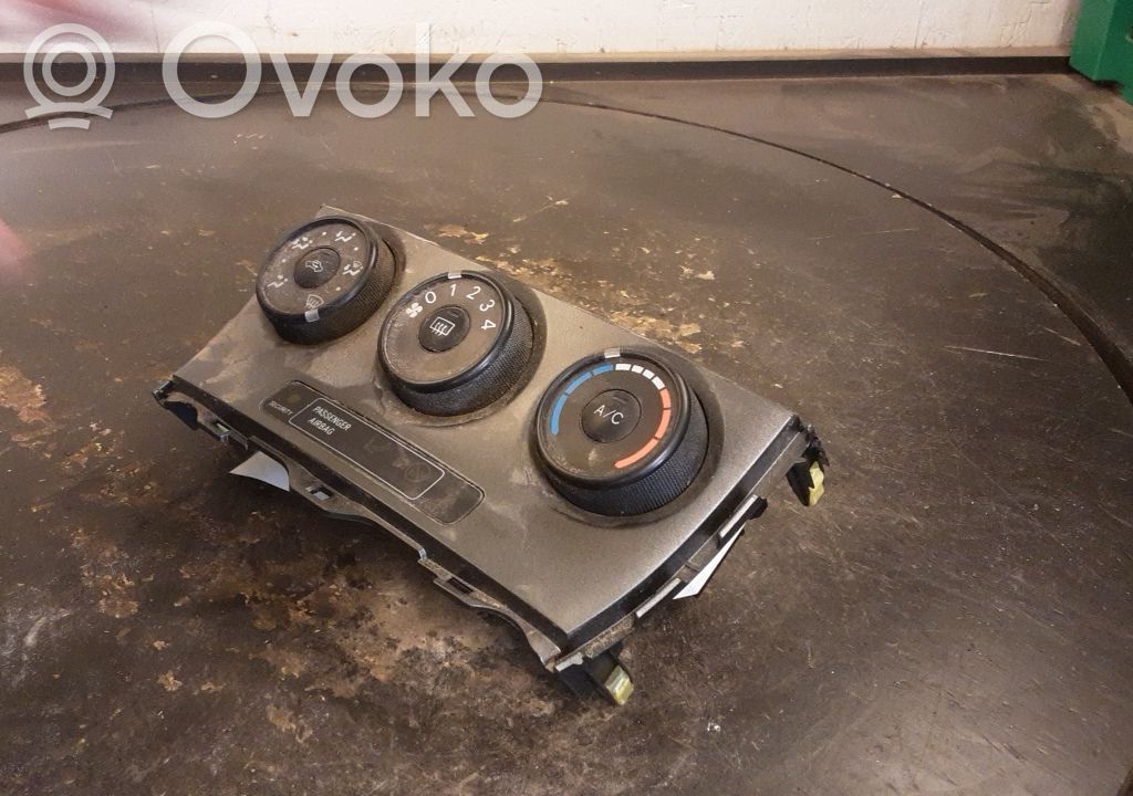 Toyota Auris 150 Climate control unit 