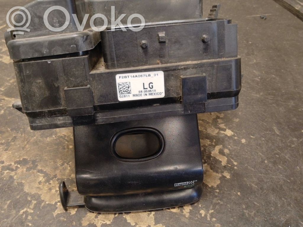 Блок предохранителей   F2GT14A067LG