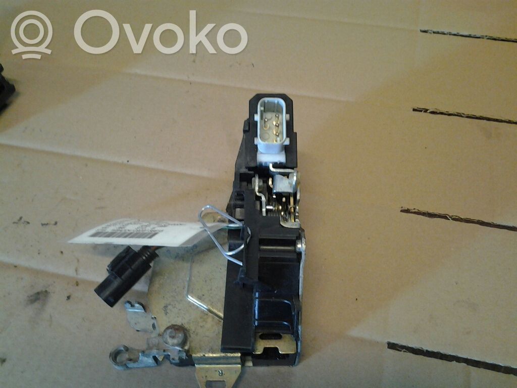 Central locking motor   51218235104