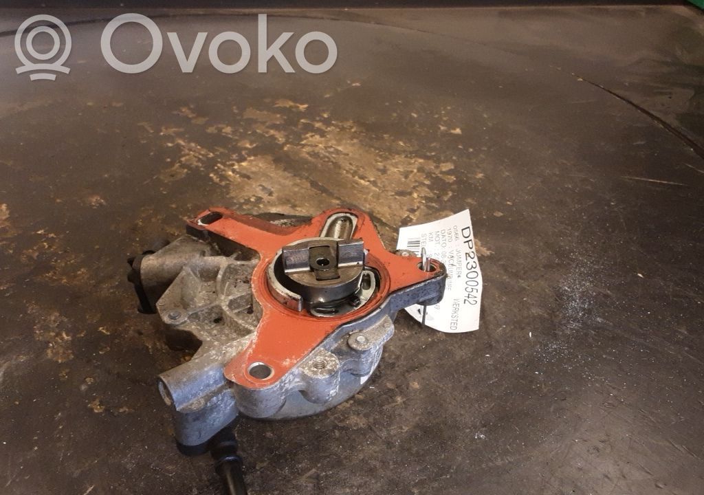 Vacuum pump   9674192280