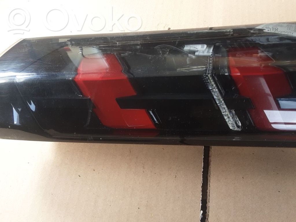 Takavalot   9825957180