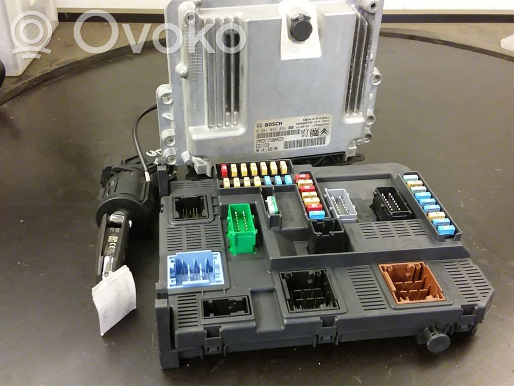Peugeot 208 I BSM Control unit 