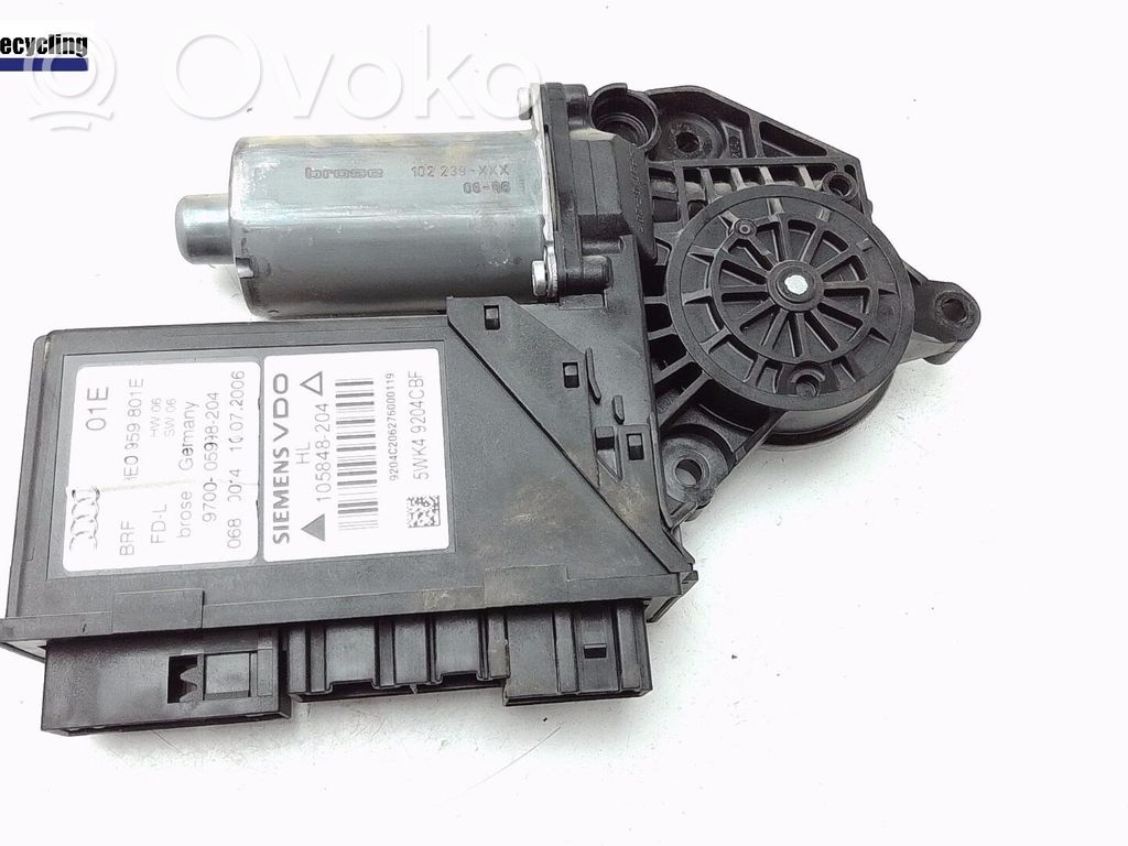 Audi A4 S4 B6 8E 8H Silniczek podnoszenia szyby drzwi tylnych 