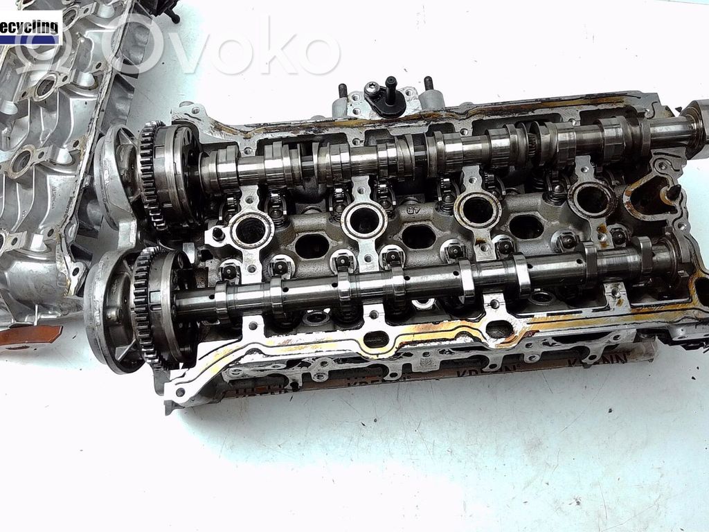 Audi A4 S4 B9 Engine head 