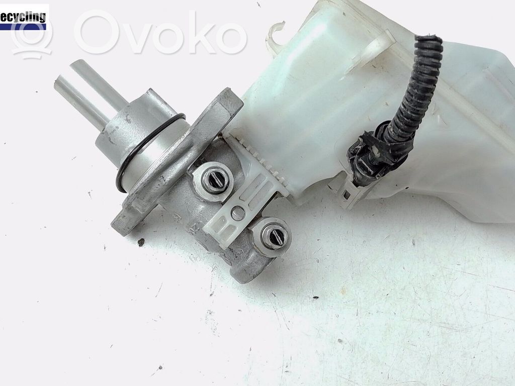 Opel Corsa E Cilindro de freno maestro 