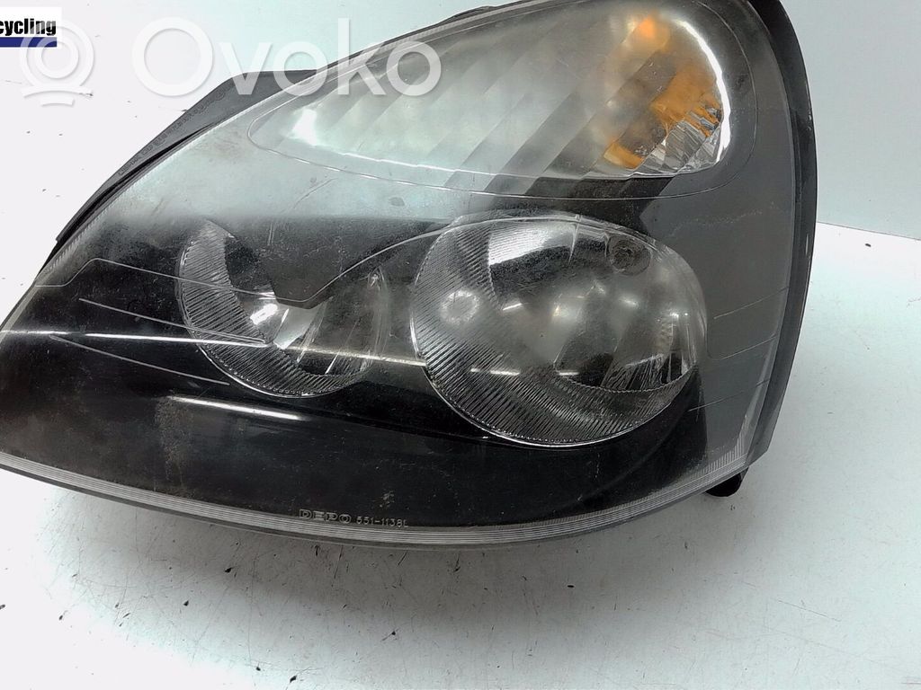 Renault Clio III Phare frontale 