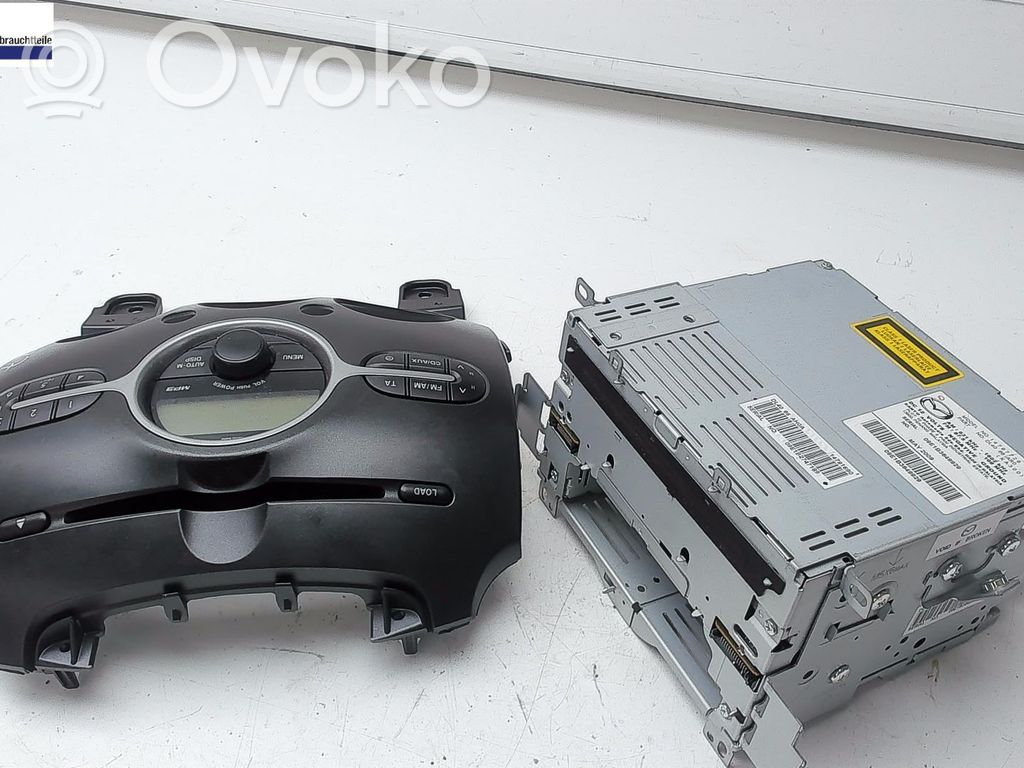 Mazda 2 Radio / CD/DVD atskaņotājs / navigācija 