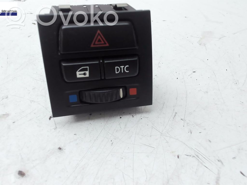 Hazard light switch   61319196714,61319132421