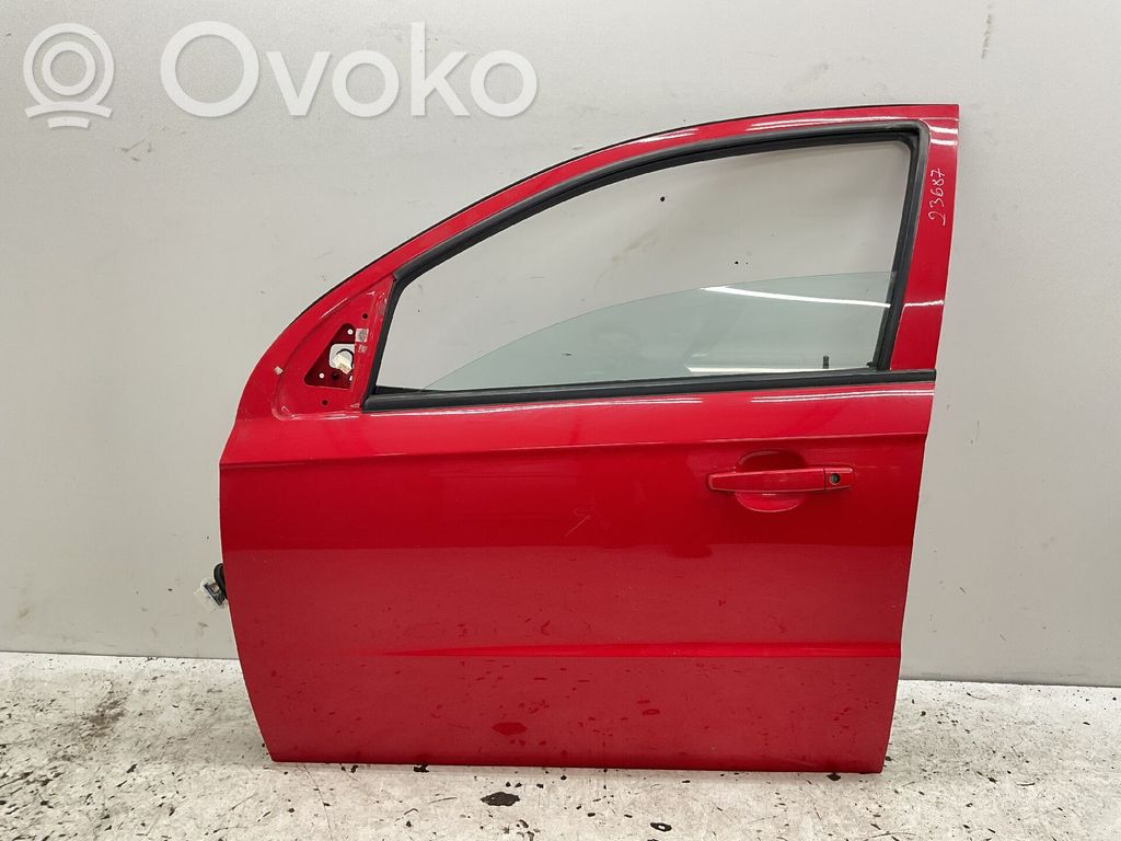 Chevrolet Aveo Puerta delantera 