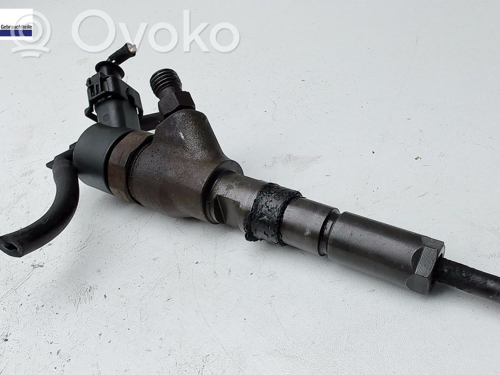 Inyector de combustible   1980H8